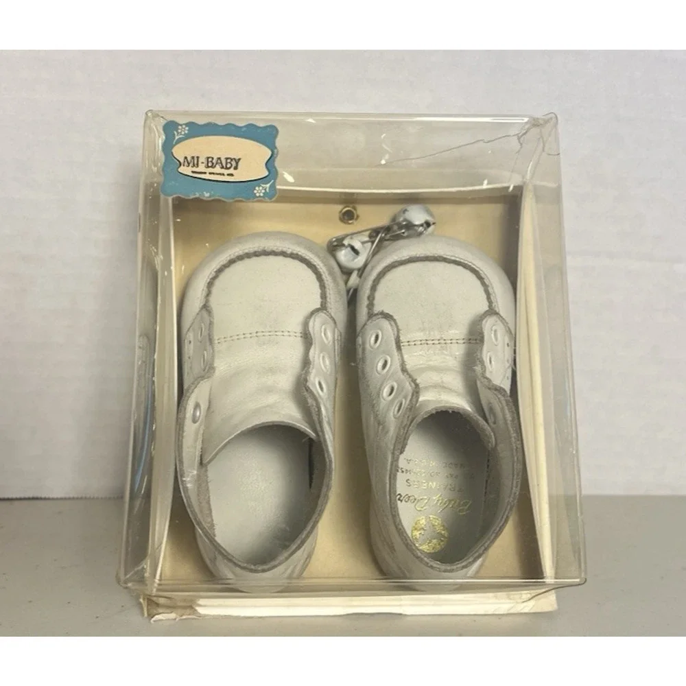 Vintage 1950's Baby Deer Trainer Shoes White Leather Original Box & Pin Bells